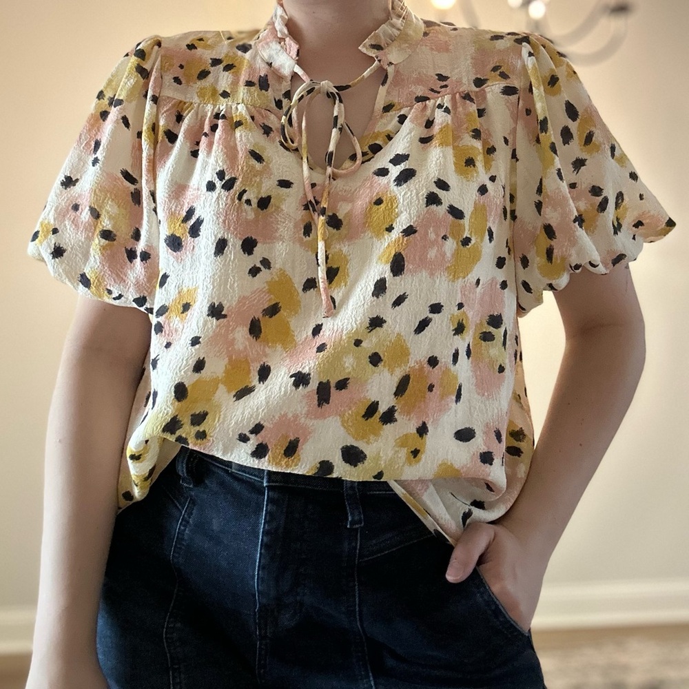 Fate Yellow and Pink Mix Puff Sleeve Top